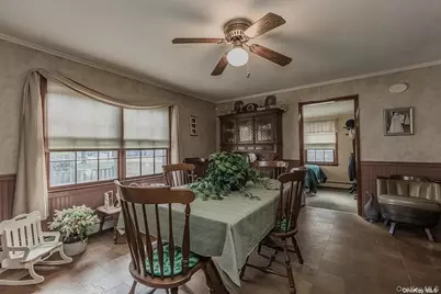 515 Gillette Avenue, Bayport, NY 11705 - Photo 7