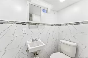 84-02 Smedley St, Briarwood, NY 11435 - Photo 29