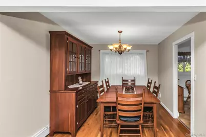 160 Overlook Drive, East Islip, NY 11730 - Photo 9