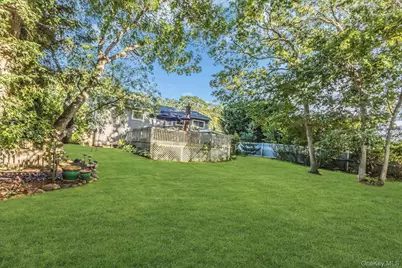 160 Overlook Drive, East Islip, NY 11730 - Photo 25