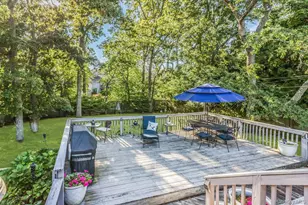 160 Overlook Dr, East Islip, NY 11730 - Photo 23