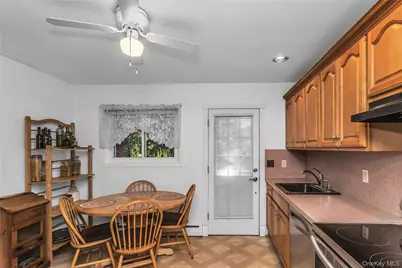 160 Overlook Drive, East Islip, NY 11730 - Photo 13