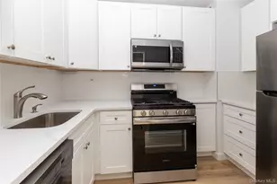 2621 Palisade Ave, Bronx, NY 10463 - Photo 7