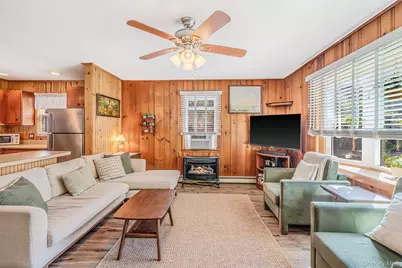 7 Beacon Drive, Sound Beach, NY 11789 - Photo 5