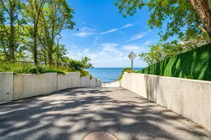 7 Beacon Dr, Sound Beach, NY 11789 - Photo 19