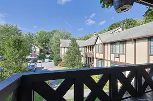 8 Foxwood Dr, Pleasantville, NY 10570 - Photo 13