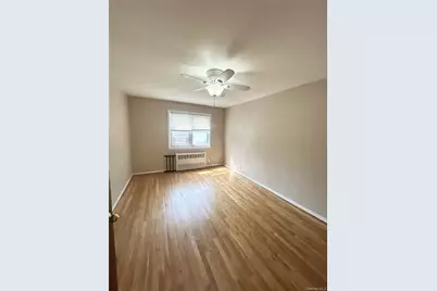 83-54 265th Street, Glen Oaks, NY 11004 - Photo 9