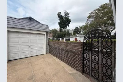 204-11 Murdock Avenue, Saint Albans, NY 11412 - Photo 27