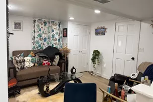 204-11 Murdock Ave, Saint Albans, NY 11412 - Photo 5