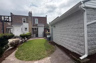 204-11 Murdock Ave, Saint Albans, NY 11412 - Photo 33