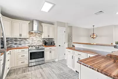 4 Aspen Court, Wappingers Falls, NY 12590 - Photo 9