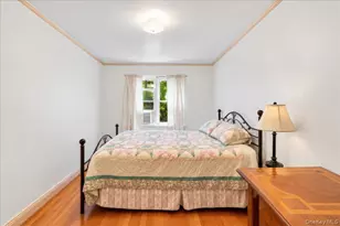 2145 Muliner Ave, Bronx, NY 10462 - Photo 11