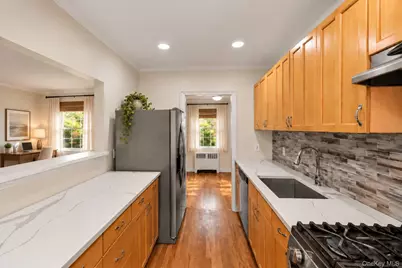 4 Fieldstone Drive #61, Hartsdale, NY 10530 - Photo 11