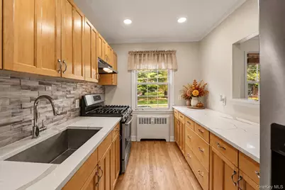4 Fieldstone Drive #61, Hartsdale, NY 10530 - Photo 1