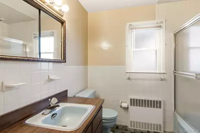 439 9th Street, West Babylon, NY 11704 - Photo 17
