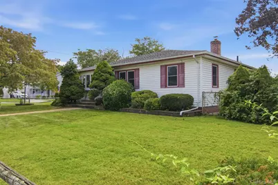 439 9th Street, West Babylon, NY 11704 - Photo 3