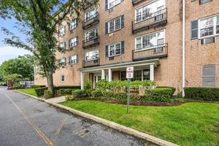 1 Consulate Dr, Tuckahoe, NY 10707 - Photo 3