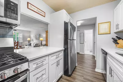 1 Consulate Drive #2H, Tuckahoe, NY 10707 - Photo 7