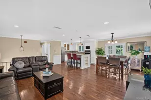 11 Amy Ln, Middletown, NY 10941 - Photo 3