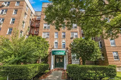 84-55 Daniels Street #2K, Briarwood, NY 11435 - Photo 1