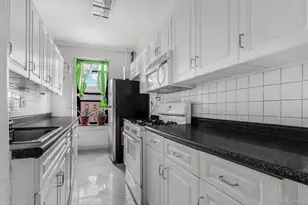 78-14 Austin St, Forest Hills, NY 11375 - Photo 5