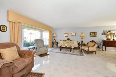 57-46 262nd Street, Little Neck, NY 11362 - Photo 9