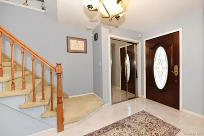 57-46 262nd Street, Little Neck, NY 11362 - Photo 5