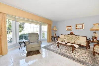 57-46 262nd Street, Little Neck, NY 11362 - Photo 7