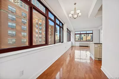 4-74 48th Avenue #5A, Long Island City, NY 11109 - Photo 5