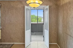 85-10 151st Ave, Howard Beach, NY 11414 - Photo 11