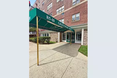 85 10 151st Ave #5G, Howard Beach, NY 11414 - Photo 1
