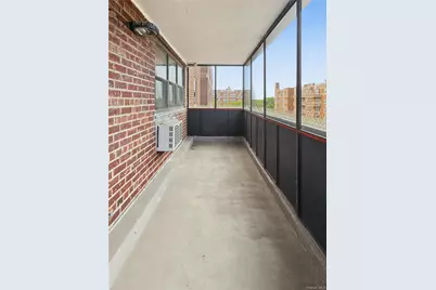 85 10 151st Ave #5G, Howard Beach, NY 11414 - Photo 19