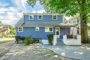 19 Elm St, Greenvale, NY 11548 - Photo 31