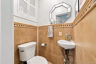11133 178th Street, Jamaica, NY 11433 - Photo 15