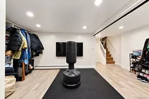111-33 178th St, Jamaica, NY 11433 - Photo 23