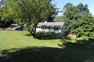 661 Warren Ave, Thornwood, NY 10594 - Photo 3
