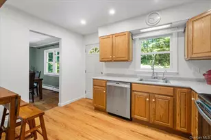 24 Willow Pl, Lake Peekskill, NY 10537 - Photo 15