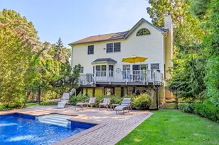 7 Holly Ln, Port Jefferson, NY 11777 - Photo 41