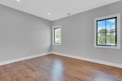 1370 Noel Court, Merrick, NY 11566 - Photo 5