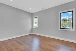 1370 Noel Ct, Merrick, NY 11566 - Photo 5