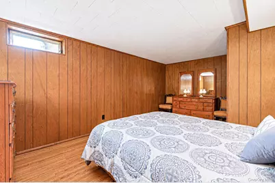 120 Midland Boulevard, Ronkonkoma, NY 11779 - Photo 15