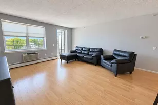 2-60 Beach 81st St, Rockaway Beach, NY 11693 - Photo 7