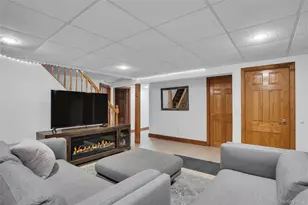 96 McCulloch Dr, Dix Hills, NY 11746 - Photo 33