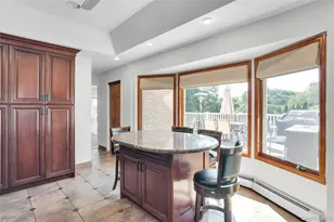 96 McCulloch Dr, Dix Hills, NY 11746 - Photo 19