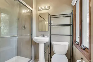 96 McCulloch Dr, Dix Hills, NY 11746 - Photo 29