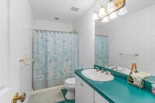 4 Ariana Ct, Oyster Bay, NY 11771 - Photo 25