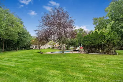 4 Ariana Court, Oyster Bay, NY 11771 - Photo 35