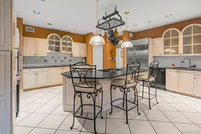 4 Ariana Court, Oyster Bay, NY 11771 - Photo 13