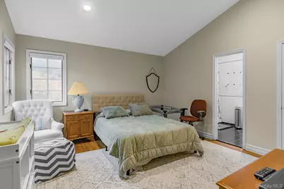 4 Ariana Court, Oyster Bay, NY 11771 - Photo 21