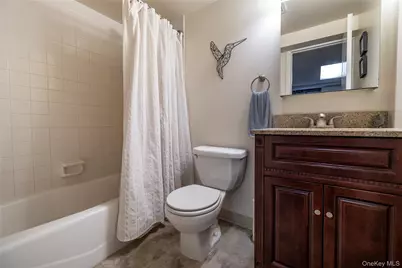 934 Hancock Street, Franklin Square, NY 11010 - Photo 23